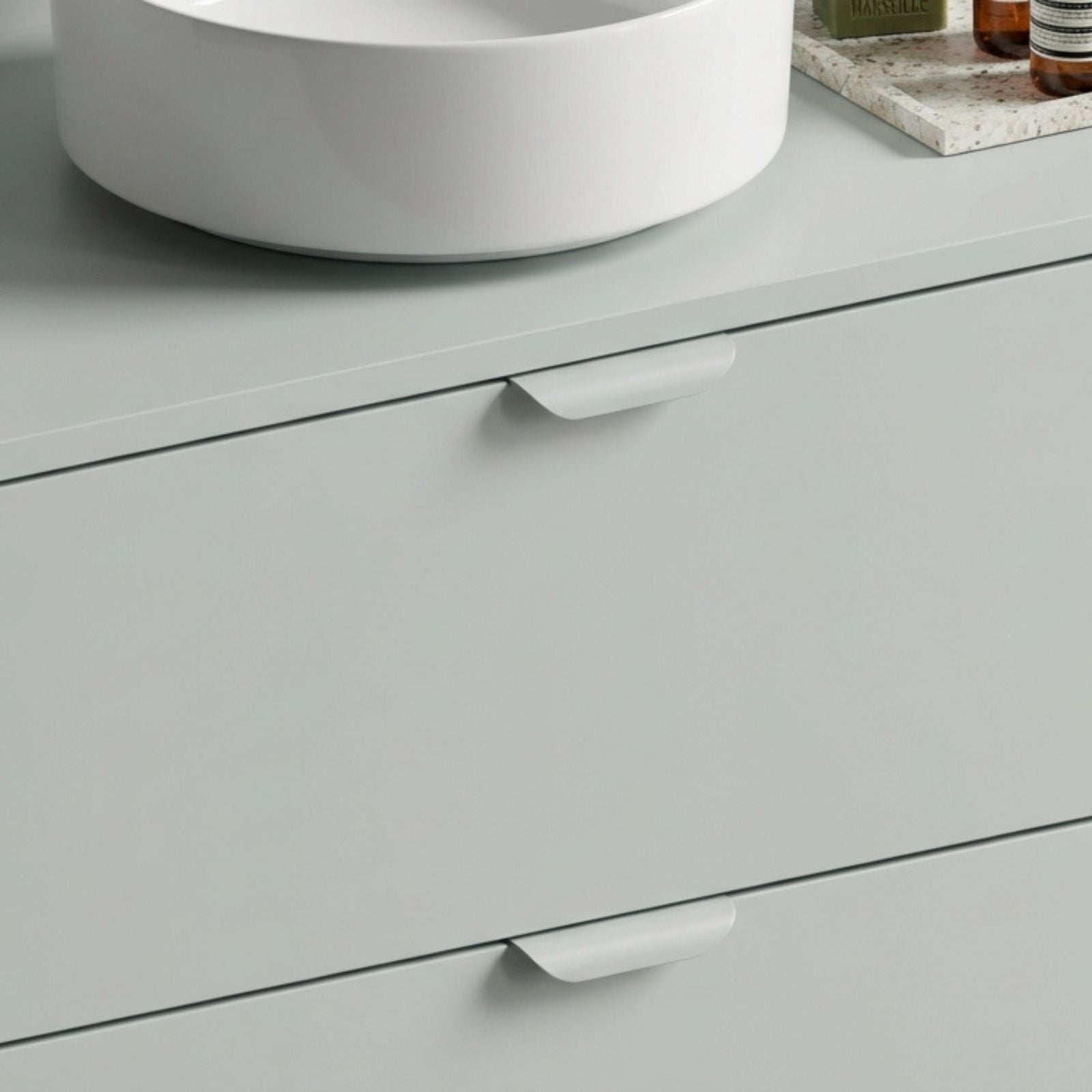 poignée meuble salle de bain Léo bleu façade tiroir