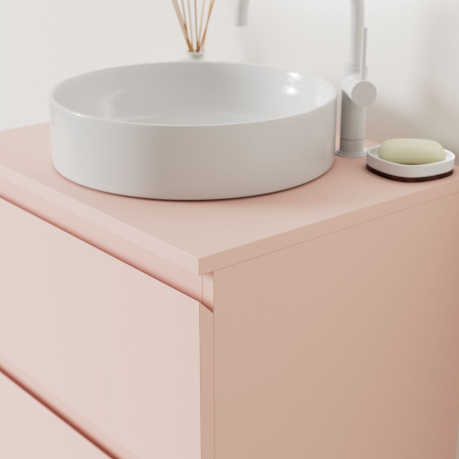 meuble salle de bain marco rose 60 cm façade prise de main vue angle