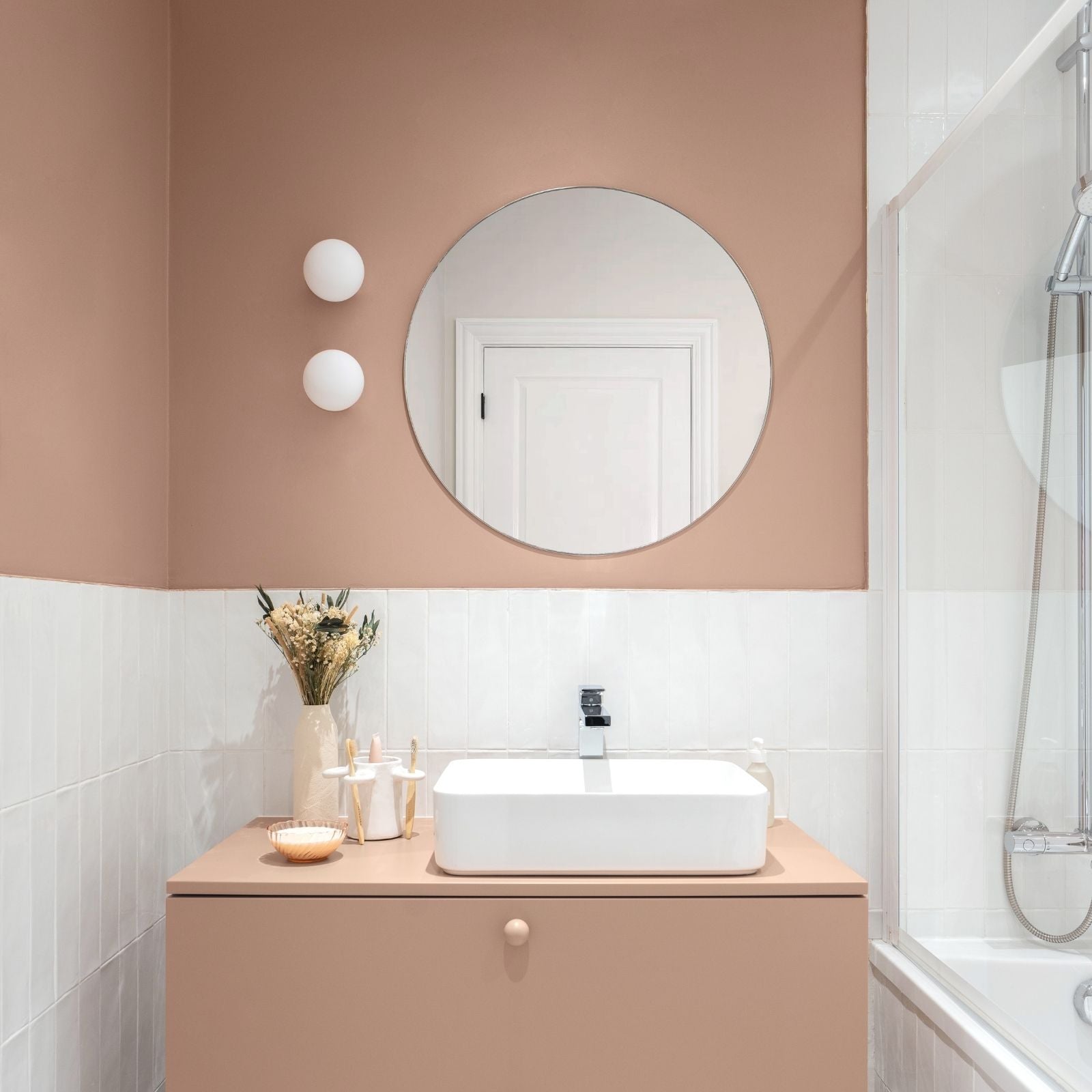 peinture meuble salle de bain couleur argile application intérieur