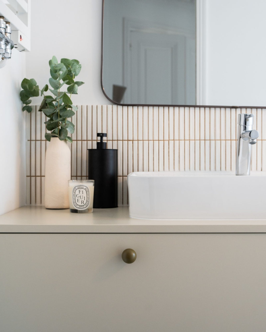 inspiration meuble de salle de bain beige familiale