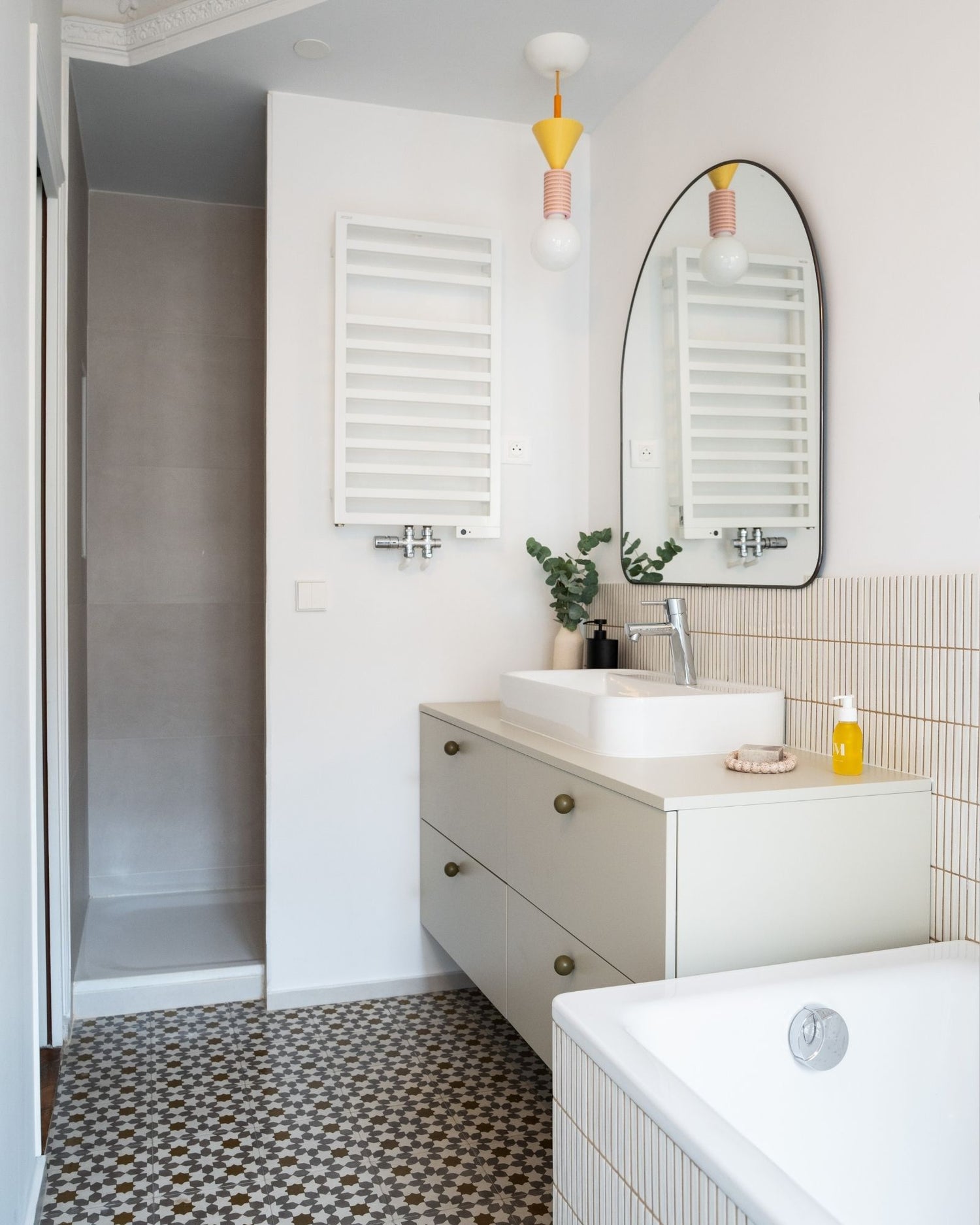 inspiration meuble de salle de bain familiale beige