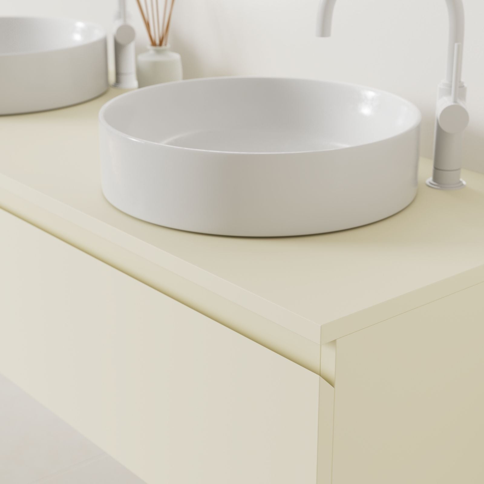 meuble salle de bain mino 140 cm coquille poignées intégrées avec double vasque à poser vue angle