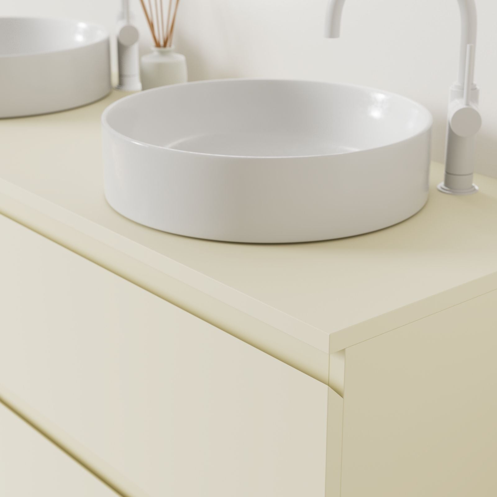 meuble salle de bain marco coquille 140 cm poignées intégrées avec double vasque à poser vue angle