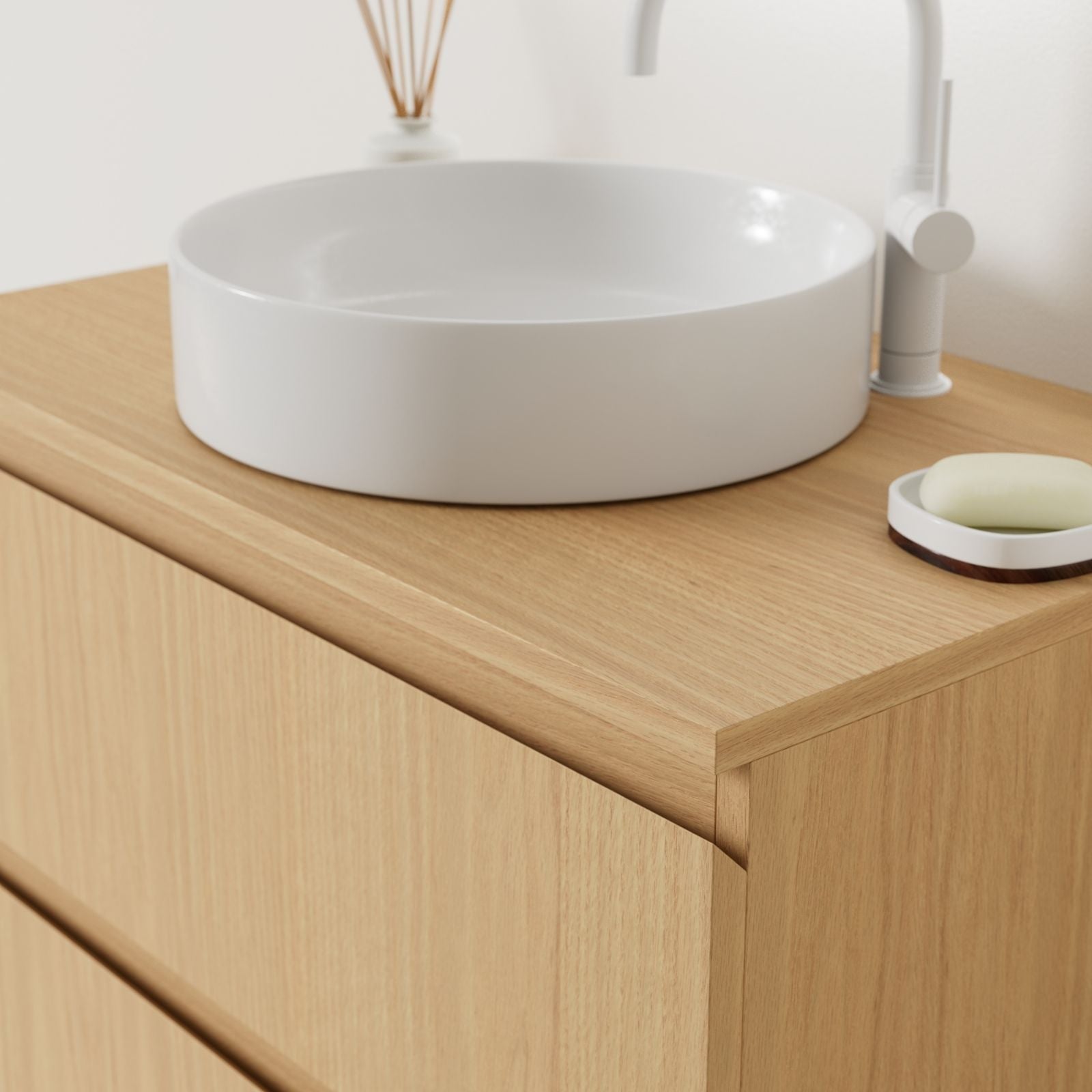 meuble salle de bain marco chêne 80 cm façade prise de main vue angle