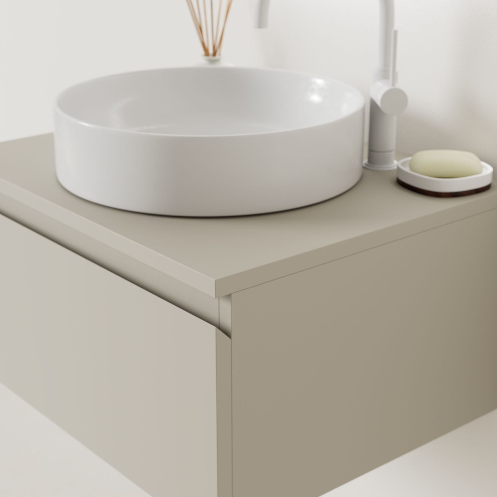 meuble salle de bain mino 60 cm greige poignées intégrées avec vasque posé vue angle