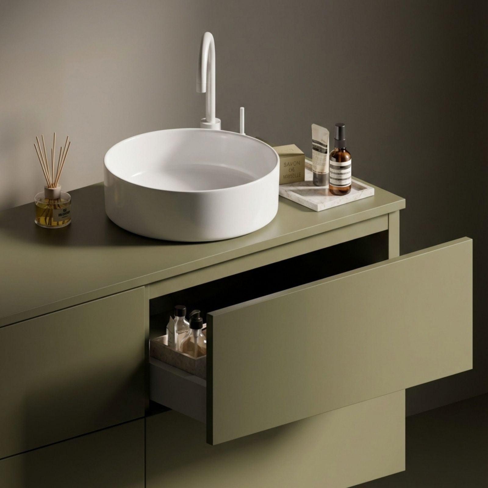 meuble de salle de bain kaki tiroir ouvert